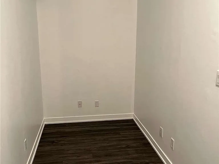 3560 Saint Clair Ave E #417 — Photo 10