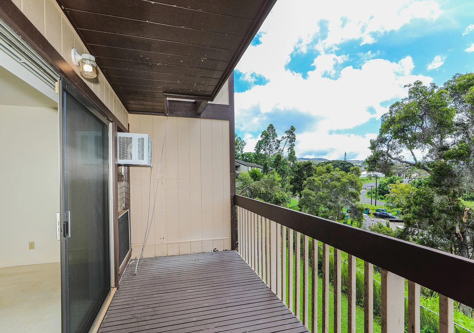 1409: Hillside Terrace II #D — Photo 3