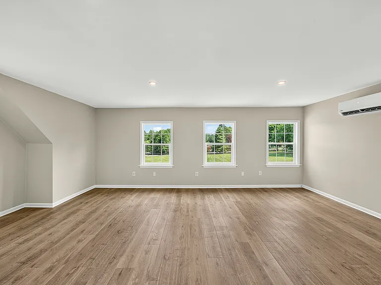 2069 Dutton Mill Rd — Photo 23