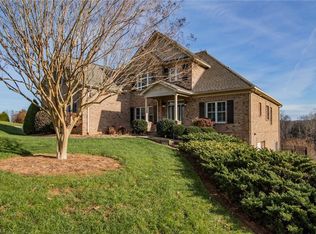 126 Twelve Oaks Ln, Wilkesboro, NC 28697