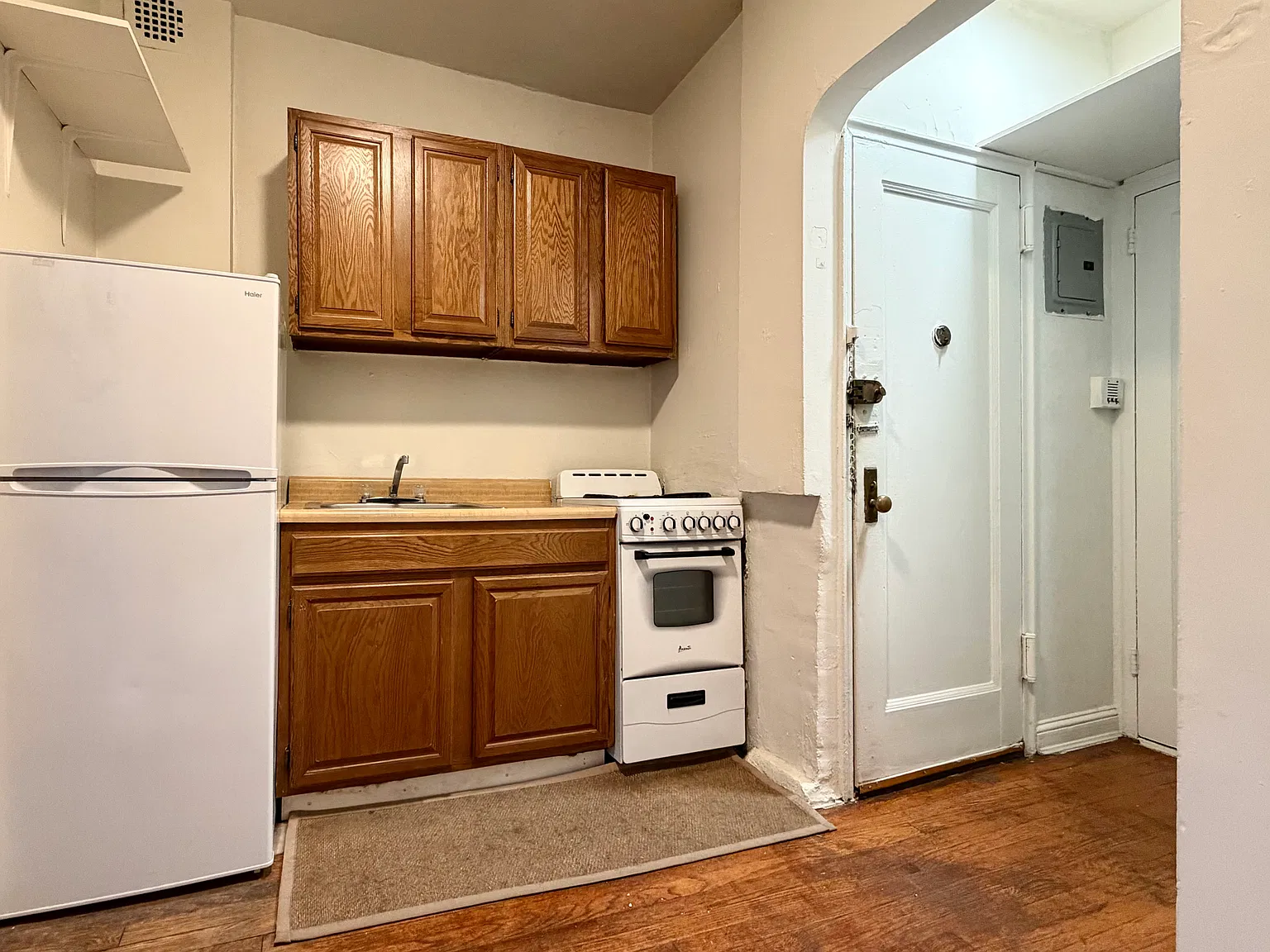 352 East 85th Street — Photo 3