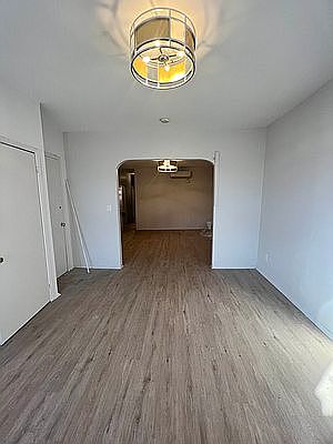 4th image of 1425 Kings Hwy #3A