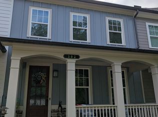 302 Oak Arms Way, Woodstock, GA 30188