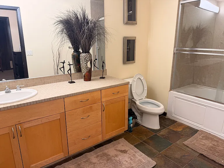 1150 J St #522 — Photo 29