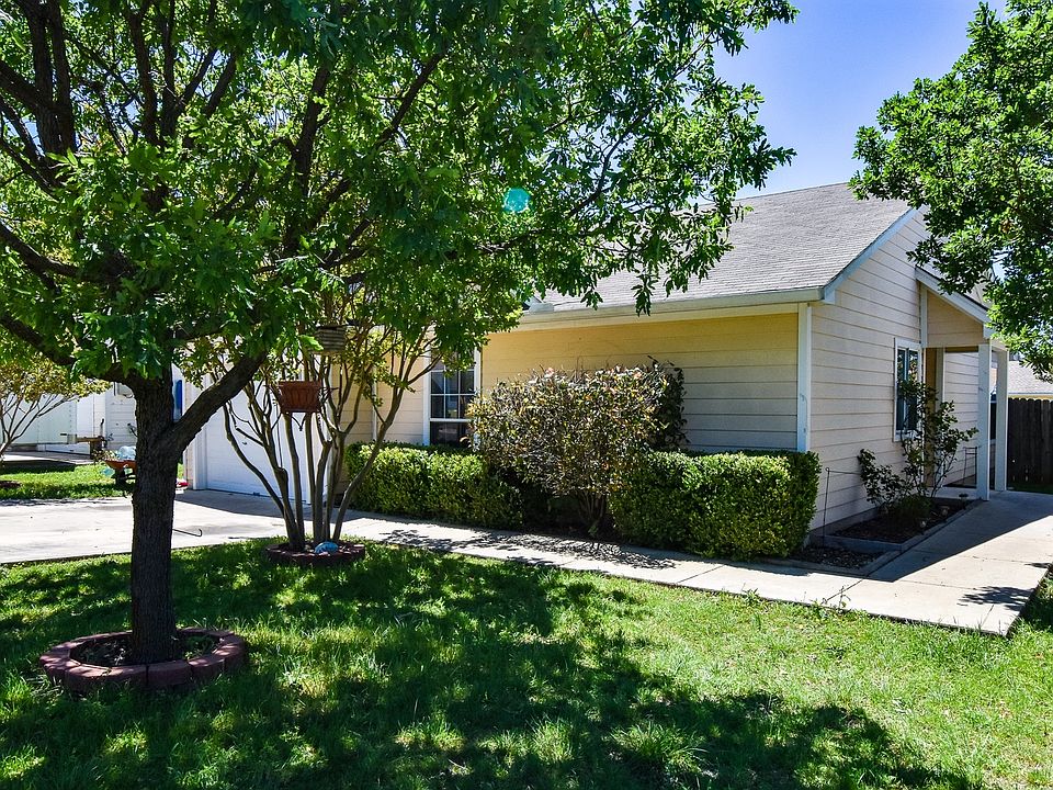 1st image of 118 Amelia Ct