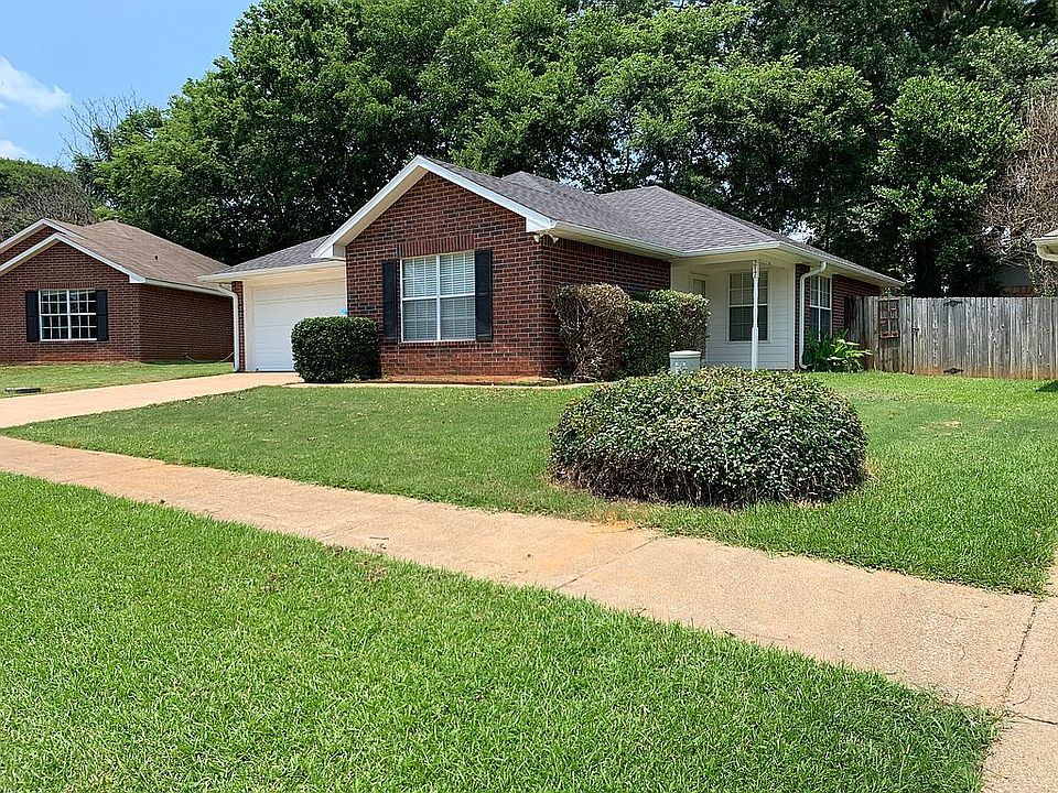 1st image of 217 Willowbrook Ln