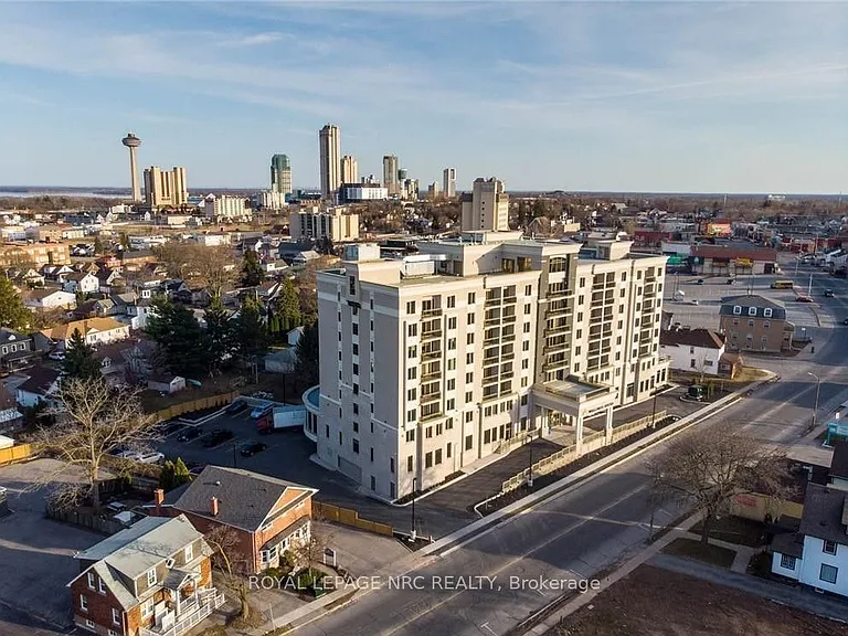 5698 Main St #508 — Photo 18