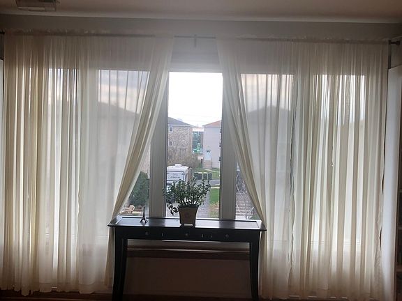 4th image of 8835 N Chester Ave #3