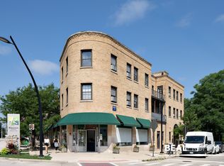730 Judson Ave #13, Highland Park, IL 60035