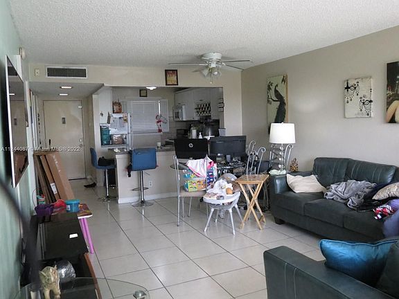 4th image of 2322 S Cypress Bend Dr APT 509