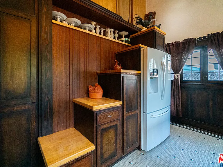 2230 Inez St — Photo 17