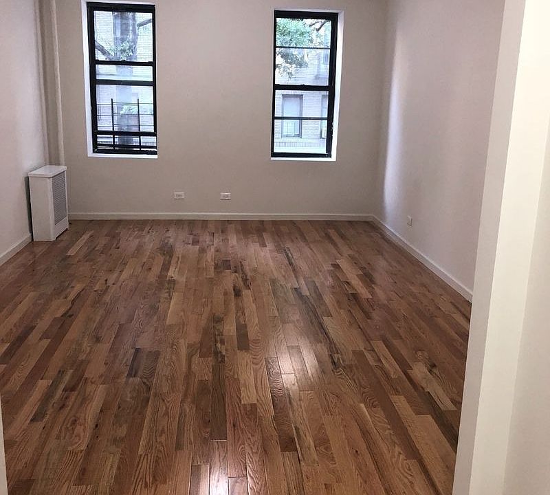 1st image of 44 Bennett Ave APT 1B