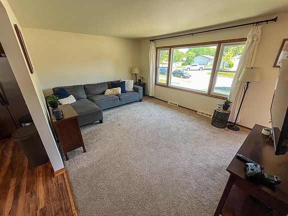 4th image of 8642 S Fenway COURT