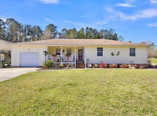 1593 E Church St, Bonneau, SC 29431