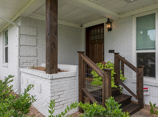 6832 E Mockingbird Ln, Dallas, TX 75214