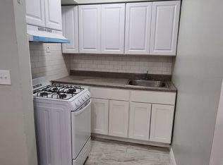 77 Grafton Ave #C25, Newark, NJ 07104