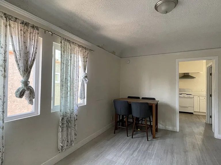 836 S Catalina St #1/2 — Photo 11