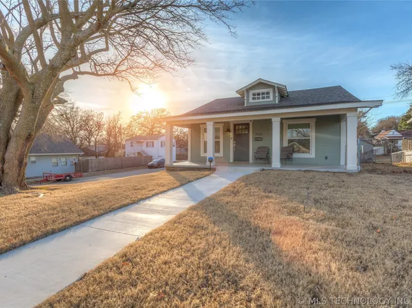 700 N McKinley Ave, Sand Springs, OK 74063