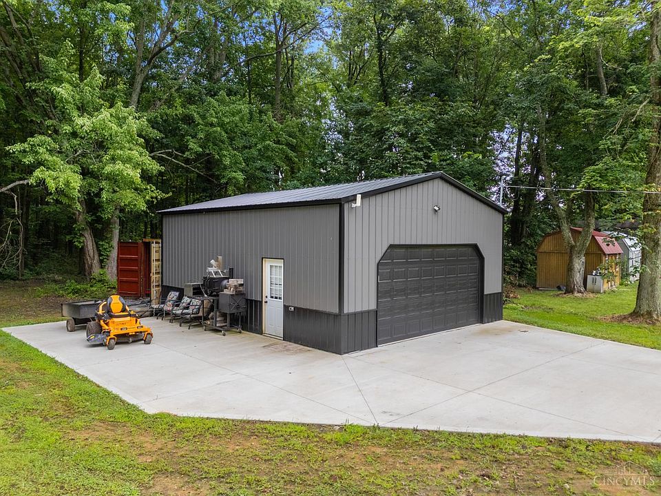 1st image of 19 Gumbert Dr