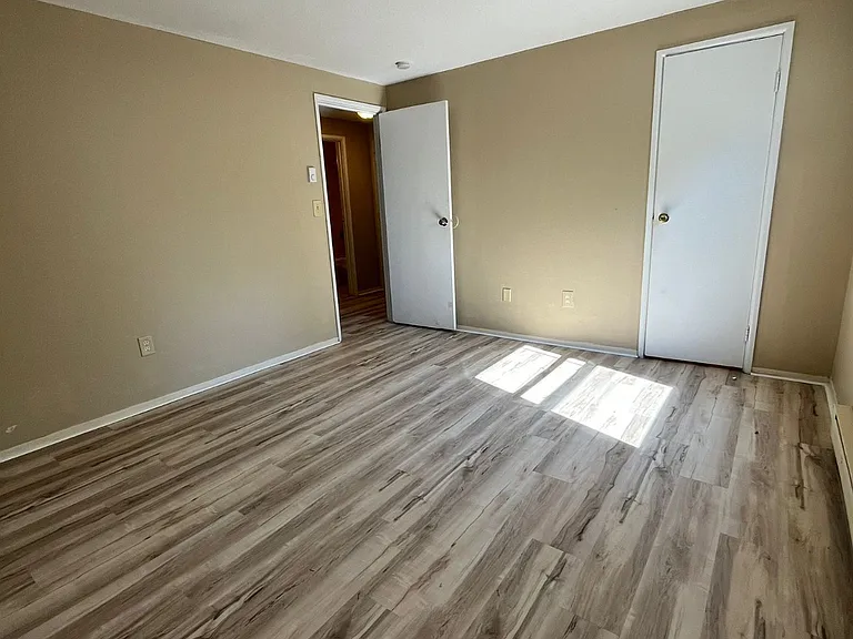 359 Long Hill Rd #355-43 — Photo 6