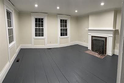 Living room - non working fire place
