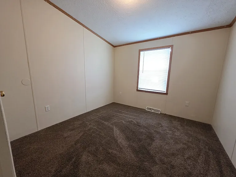 Pineview Estates — Photo 12