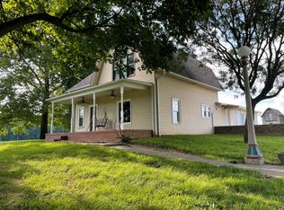 4800 Old Evansville Rd, Poseyville, IN 47633