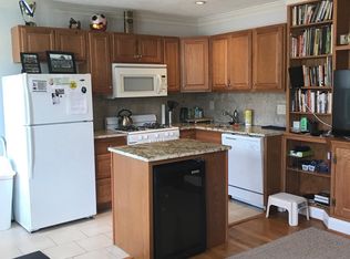 634 N Monroe St APT 3, Arlington, VA 22201