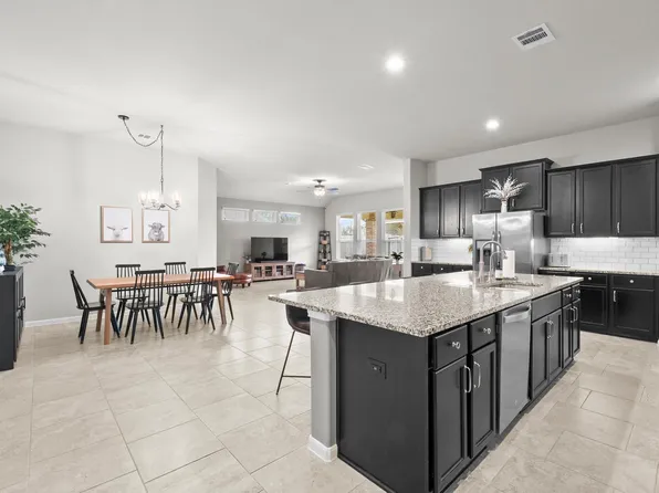 6205 Lakewood Ct, League City, TX 77573