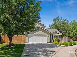 1784 W Mulhuland Ct, Kuna, ID 83634