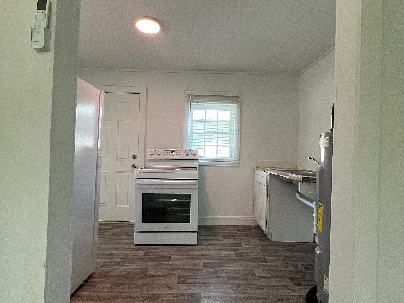 1 bed, 648 sqft, $800 — Photo 3