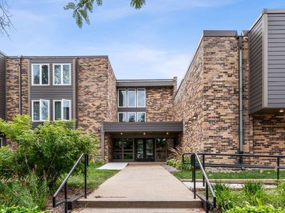 450 Ford Rd Unit 223, Saint Louis Park, MN, 55426