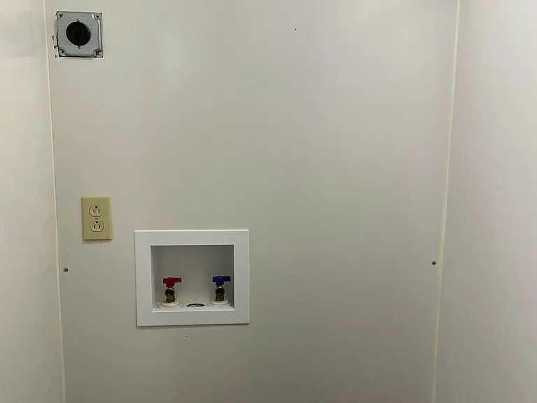 900 Shelley Ct #G2 — Photo 8