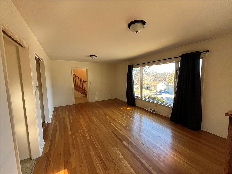 445 Shoreline Dr, Decatur, IL 62521 Zillow