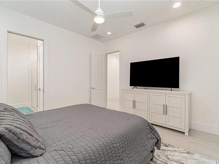 8900 Nevis Way — Photo 18
