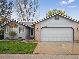 5222 N Joe Robbie Ave, Boise, ID 83713
