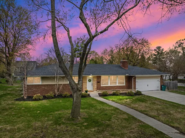 31718 Verona Cir, Beverly Hills, MI 48025