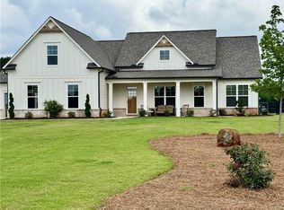 856 Smith Mill Rd, Winder, GA 30680