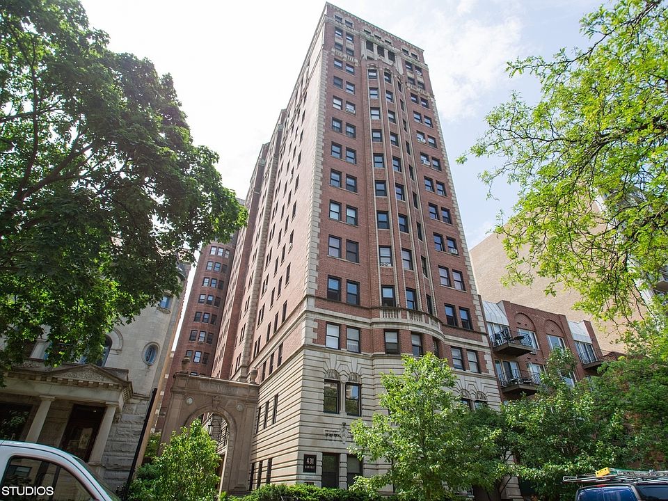 1st image of 431 W Oakdale Ave APT 15D