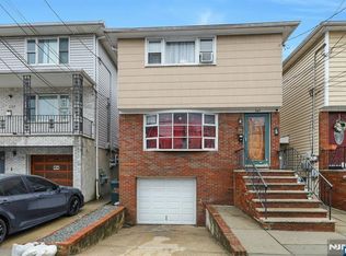 225 Cleveland Ave, Harrison, NJ 07029