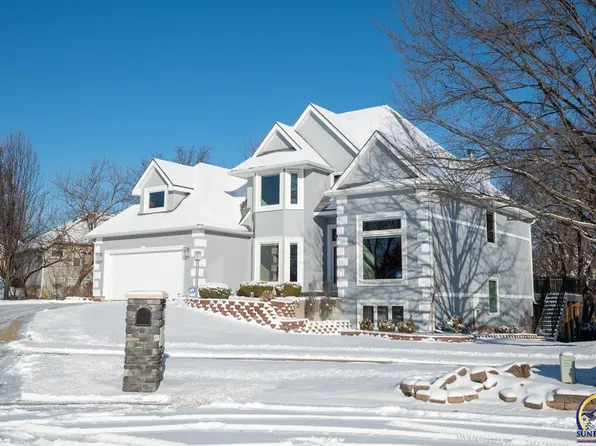 3812 SW Trevino Ct, Topeka, KS 66610