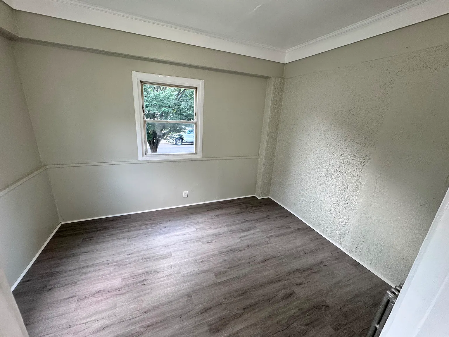 4 bed, $2,550 — Photo 4