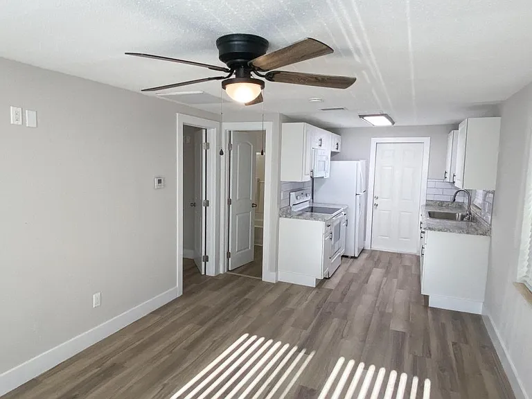 1526 Wood Rd — Photo 7