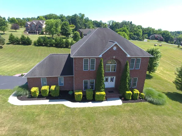 86 Settlers Rd, Fincastle, VA 24090