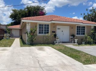 2884 SW 36th Ave, Miami, FL 33133