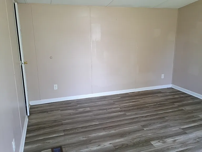 710B S Walnut St — Photo 7