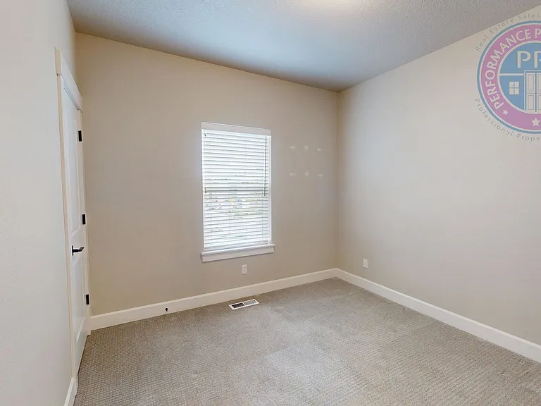 4193 SE 69th Ave — Photo 33