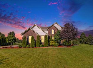 9006 Carter Dr, Saline, MI