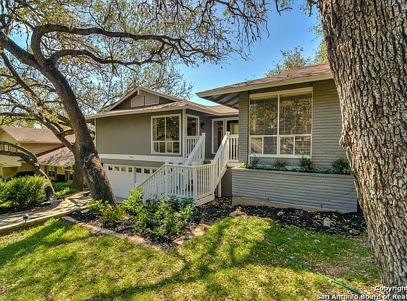 2nd image of 10411 Burr Oak Dr
