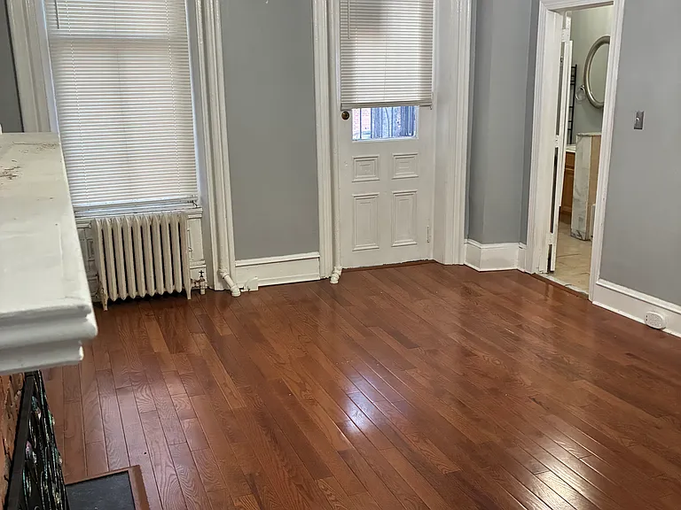 1939 Spring Garden St #1 — Photo 10